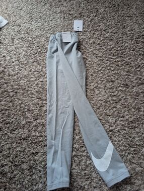 Nike Gray Leggings with White Swoosh Nwt Girls Size Medium